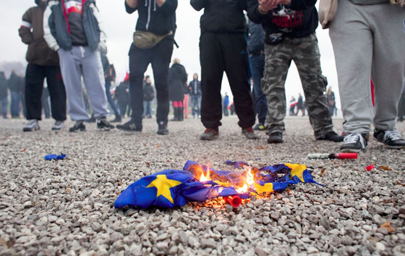 burned-eu-flag